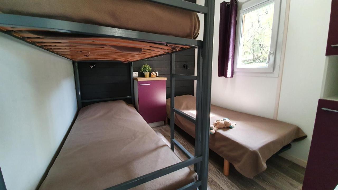 Camping Les Vernieres La Bourboule Sancy Exterior foto
