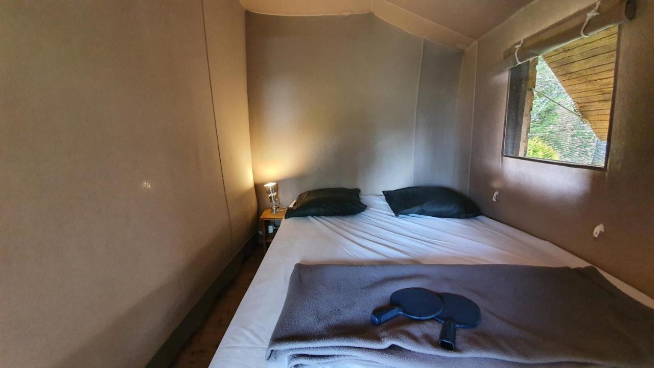 Camping Les Vernieres La Bourboule Sancy Exterior foto